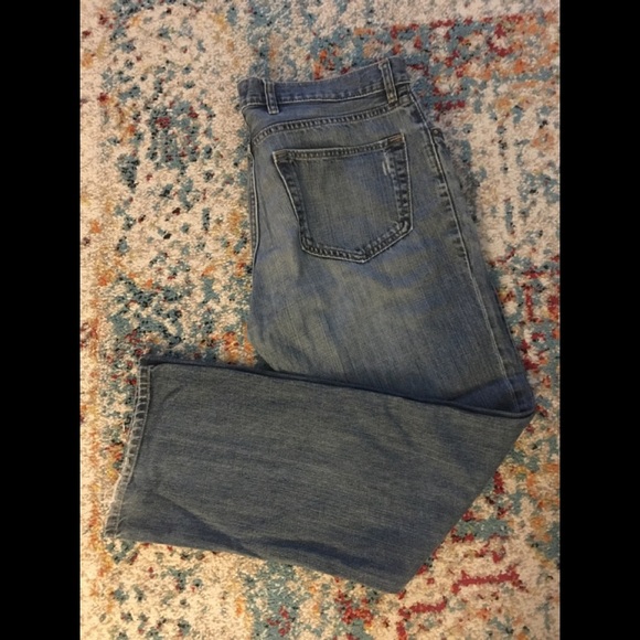GAP Other - Gap easy athletic jeans